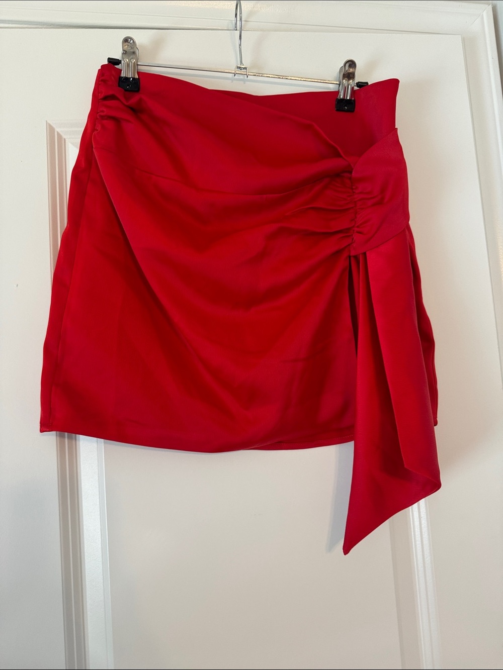 NWT! Dynamite Red Ruched Draped Mini Skirt with Side Panel